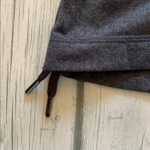 Lululemon Tank Top Size 4 With Side Pull Strings - Picture 8 of 10